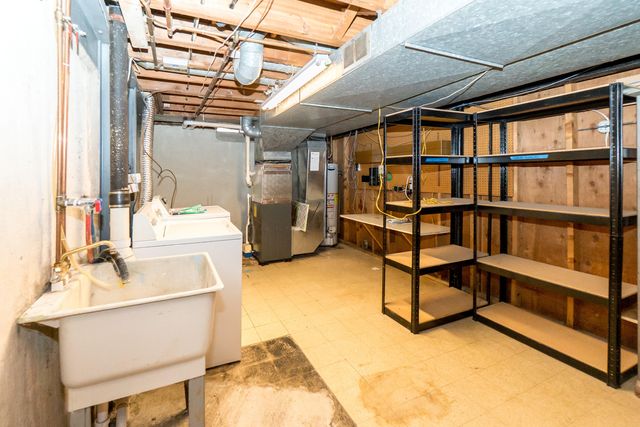 2714 Antietam Drive, Ann Arbor, MI 48105