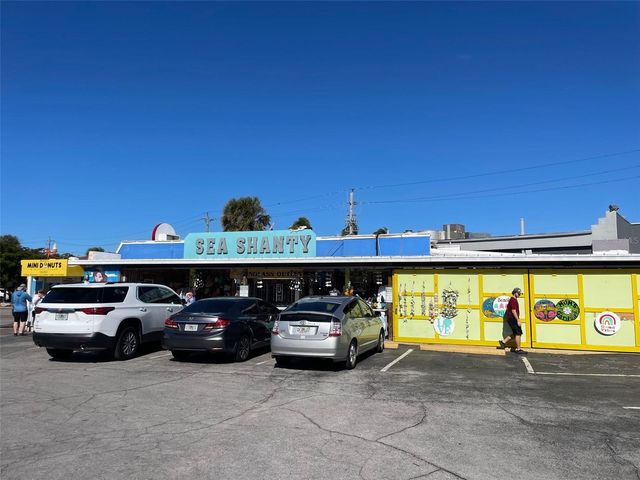 515 AVENIDA DE MAYO, Sarasota, FL 34242