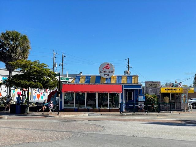 515 AVENIDA DE MAYO, Sarasota, FL 34242