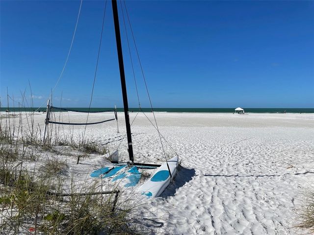 515 AVENIDA DE MAYO, Sarasota, FL 34242