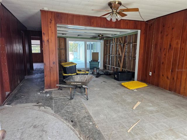 515 AVENIDA DE MAYO, Sarasota, FL 34242