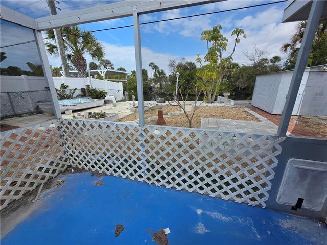 515 AVENIDA DE MAYO, Sarasota, FL 34242