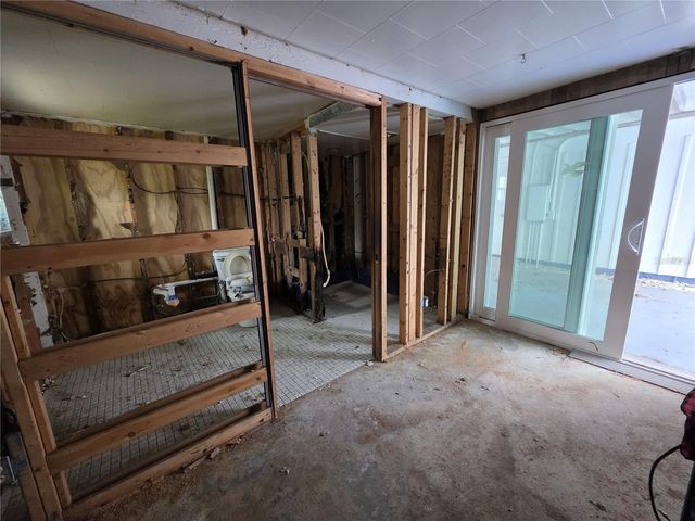 515 AVENIDA DE MAYO, Sarasota, FL 34242