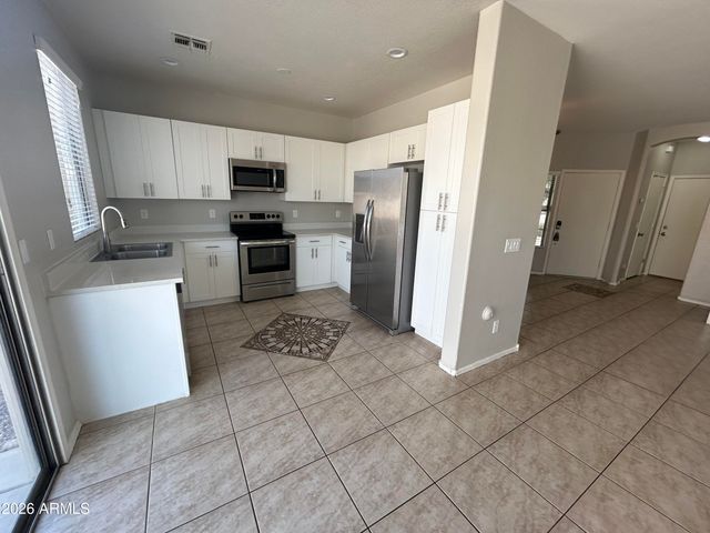 858 E NARDINI Street, San Tan Valley, AZ 85140