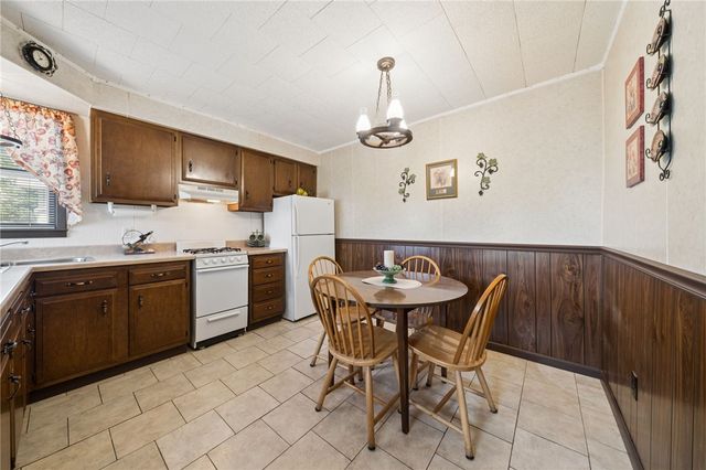 514 Finley St, Monongahela City, PA 15063