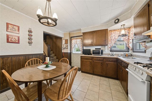 514 Finley St, Monongahela City, PA 15063