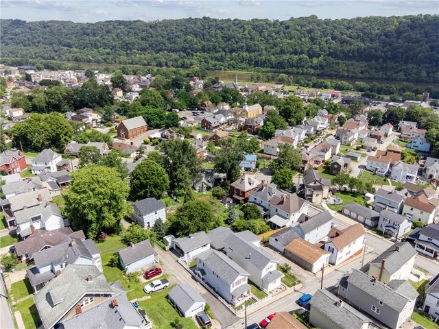 514 Finley St, Monongahela City, PA 15063