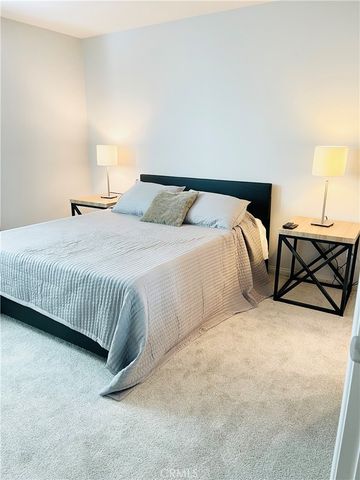 14120 W Willow Lane, Van Nuys, CA 91405