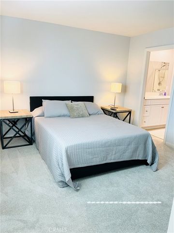 14120 W Willow Lane, Van Nuys, CA 91405