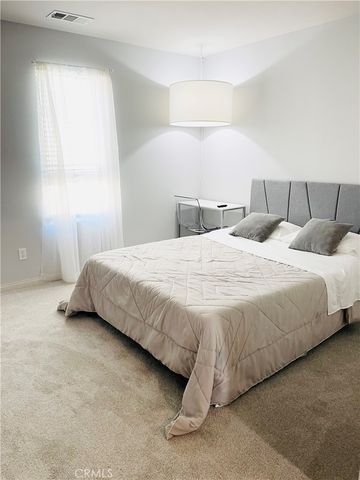 14120 W Willow Lane, Van Nuys, CA 91405