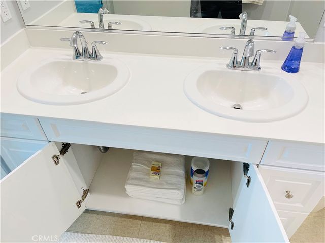 14120 W Willow Lane, Van Nuys, CA 91405