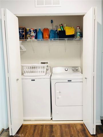 14120 W Willow Lane, Van Nuys, CA 91405