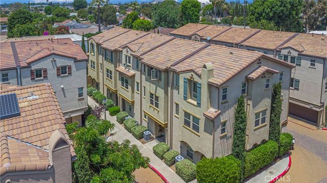 14120 W Willow Lane, Van Nuys, CA 91405