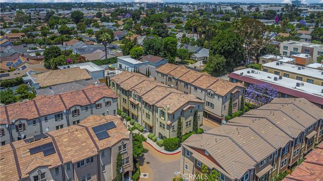 14120 W Willow Lane, Van Nuys, CA 91405