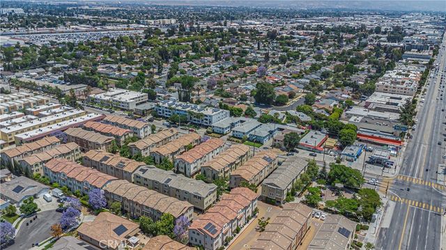 14120 W Willow Lane, Van Nuys, CA 91405