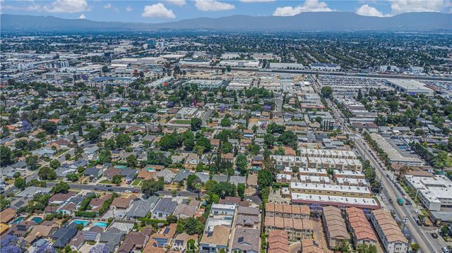 14120 W Willow Lane, Van Nuys, CA 91405