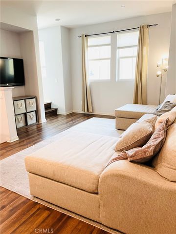 14120 W Willow Lane, Van Nuys, CA 91405