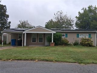 4944 Paine LN, Virginia Beach, VA 23455
