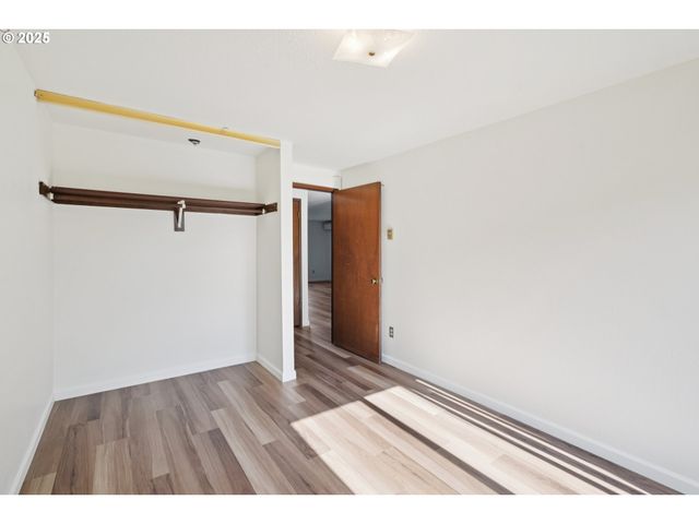 1269 Ne GRANT St B, Hillsboro, OR 97124