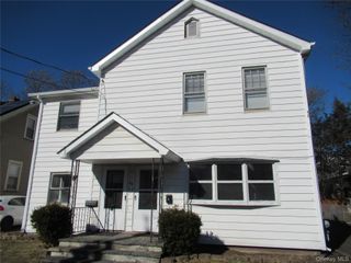 26 Glass Street, Port Jervis, NY 12771