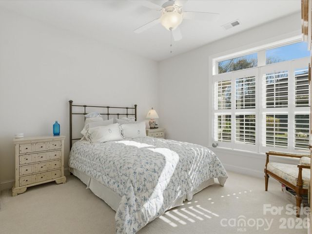 1180 Avalon Place, Matthews, NC 28104