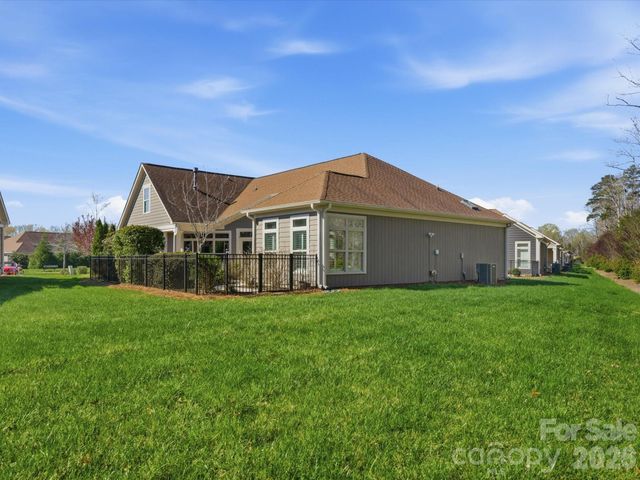 1180 Avalon Place, Matthews, NC 28104