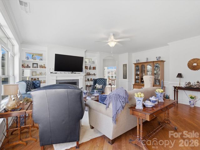 1180 Avalon Place, Matthews, NC 28104