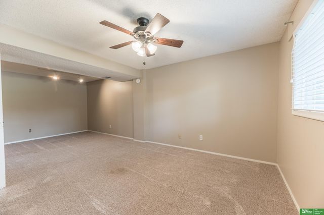 2512 N 143 Street, Omaha, NE 68164