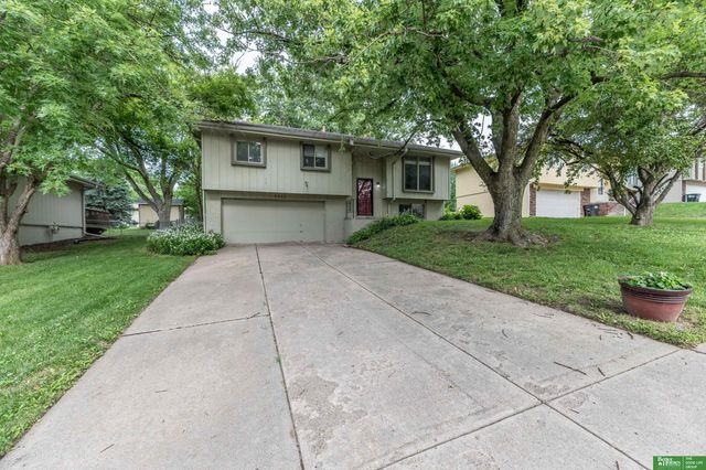 2512 N 143 Street, Omaha, NE 68164