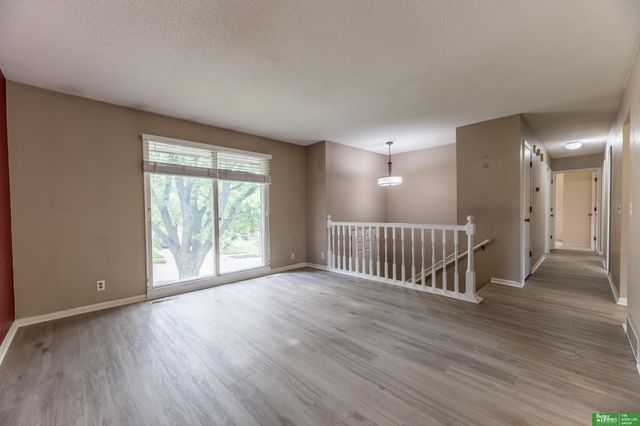 2512 N 143 Street, Omaha, NE 68164