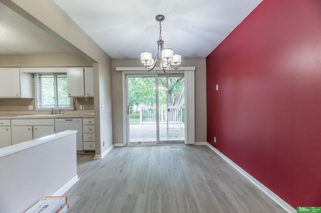 2512 N 143 Street, Omaha, NE 68164