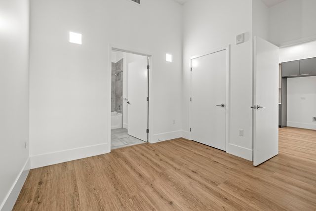 1545 32nd Street 210, Oakland, CA 94608