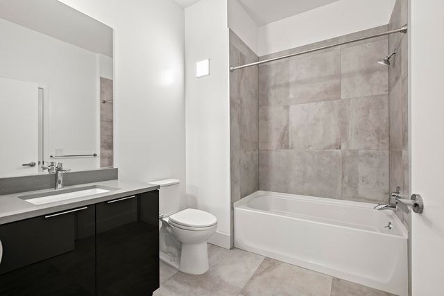 1545 32nd Street 210, Oakland, CA 94608