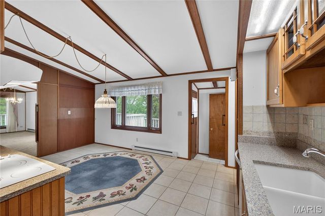 1001 Terry Road, Augusta, MO 63332
