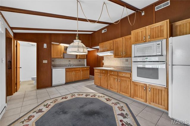 1001 Terry Road, Augusta, MO 63332