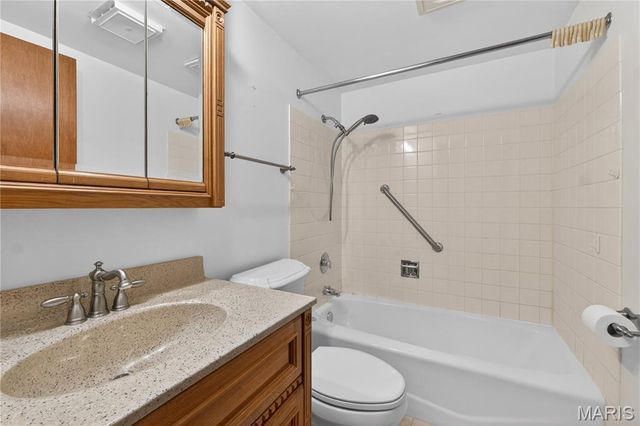 1001 Terry Road, Augusta, MO 63332