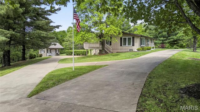 1001 Terry Road, Augusta, MO 63332