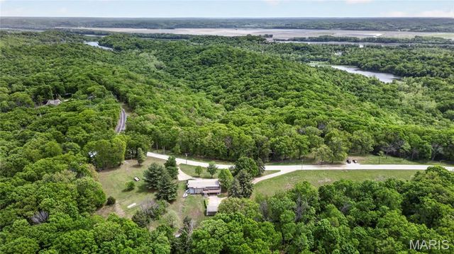 1001 Terry Road, Augusta, MO 63332