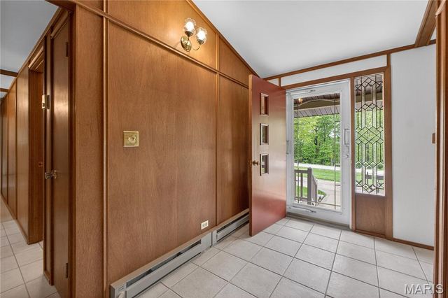1001 Terry Road, Augusta, MO 63332