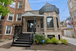 2147 W Thomas Street, Chicago, IL 60622
