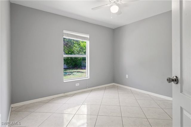 2903 NW 5th PL, Cape Coral, FL 33993