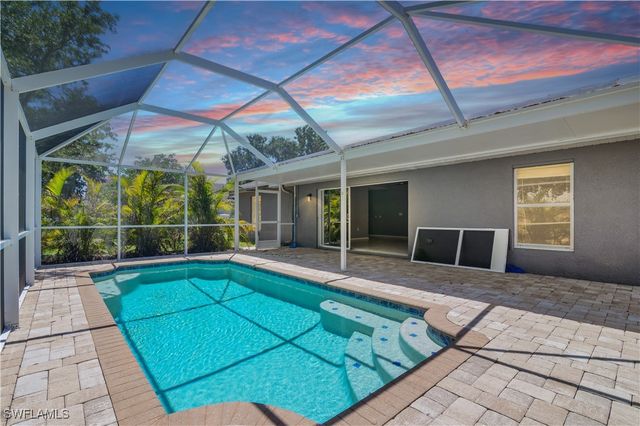 2903 NW 5th PL, Cape Coral, FL 33993