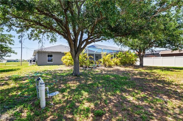 2903 NW 5th PL, Cape Coral, FL 33993