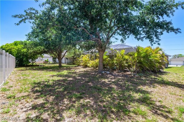 2903 NW 5th PL, Cape Coral, FL 33993