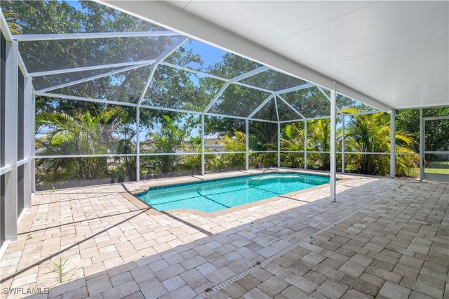 2903 NW 5th PL, Cape Coral, FL 33993