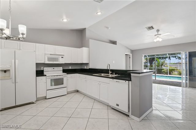 2903 NW 5th PL, Cape Coral, FL 33993