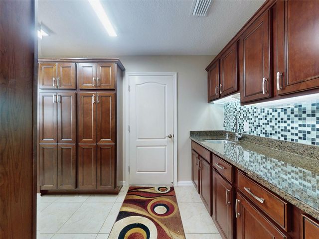 1988 DOVE HOLLOW RUN, The Villages, FL 32162