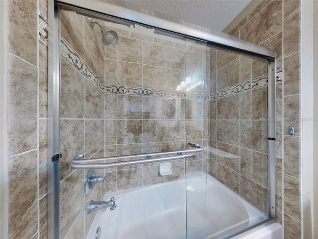 1988 DOVE HOLLOW RUN, The Villages, FL 32162