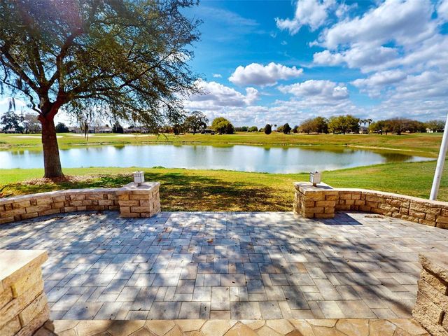 1988 DOVE HOLLOW RUN, The Villages, FL 32162