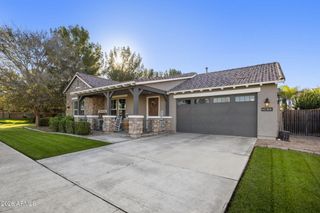 3831 E WEATHER VANE Road, Gilbert, AZ 85296